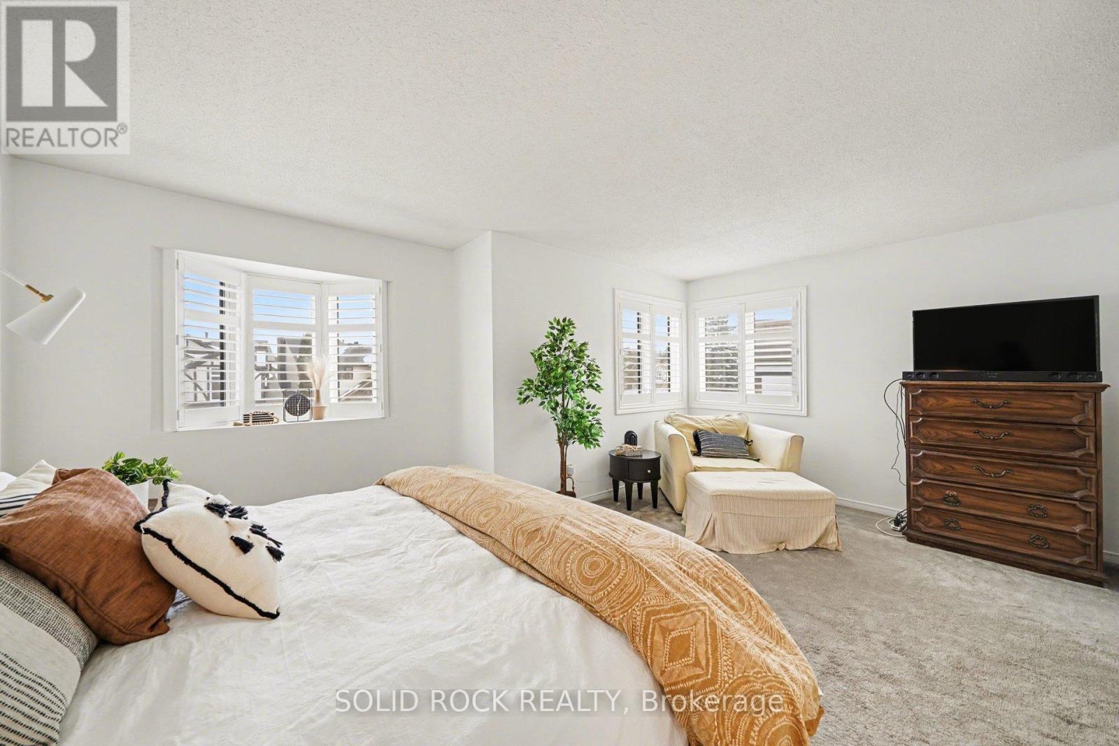 51 Pemberton Crescent, Ottawa, Ontario  K2G 4Y9 - Photo 18 - X12860058