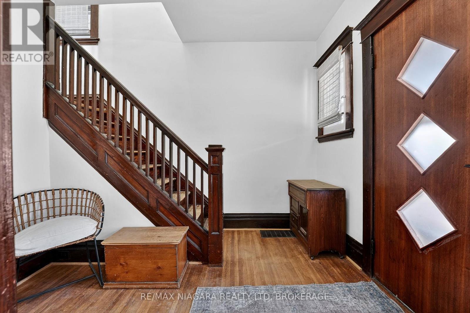 101 Lottridge Street, Hamilton, Ontario  L8L 6V2 - Photo 3 - X12860074