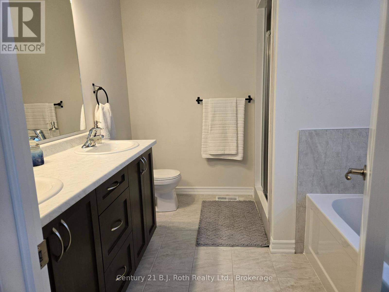 305 Mceachern Lane, Gravenhurst, Ontario  P1P 0H8 - Photo 14 - X12860052