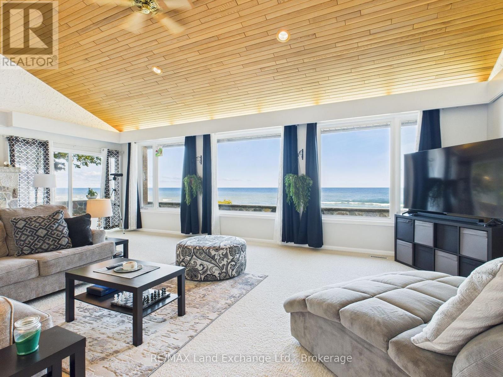 147 Goderich Street, Kincardine, Ontario  N2Z 2K9 - Photo 11 - X12860068