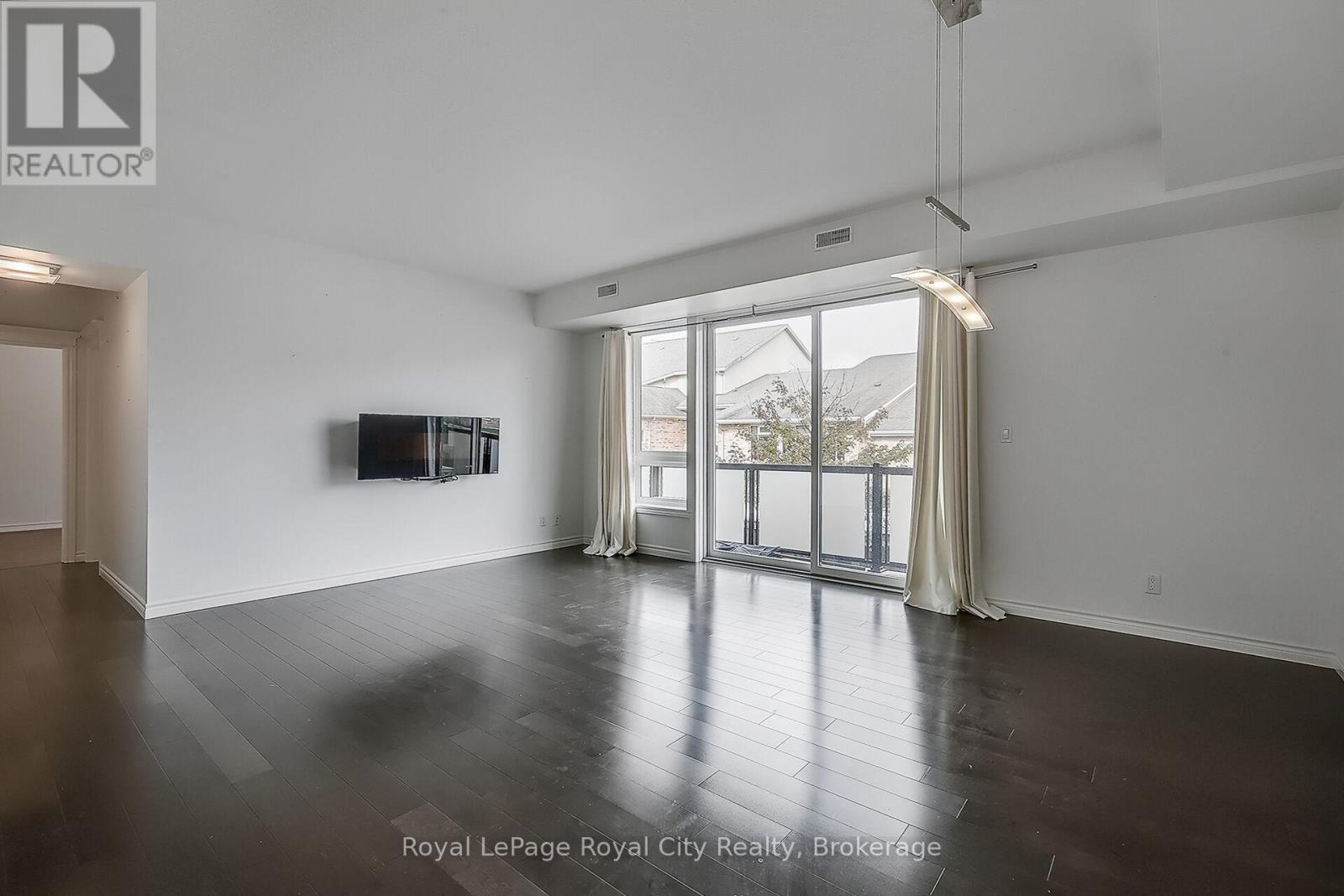 2 - 32 Arkell Road, Guelph, Ontario N1L 0L4 - Photo 11 - X12860072