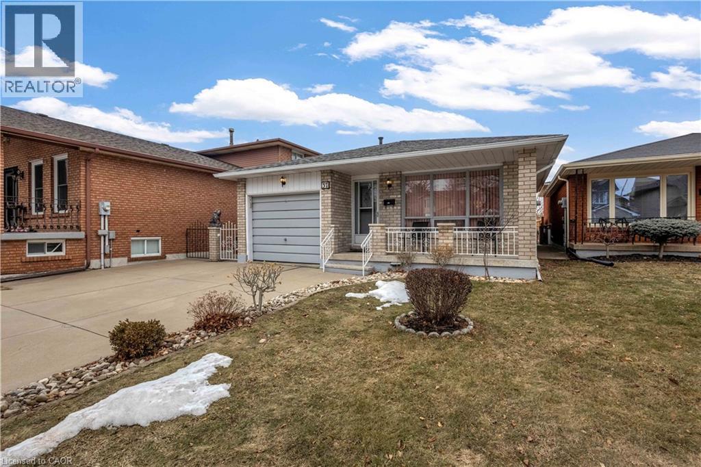 37 GREENING Avenue, stoney creek, Ontario