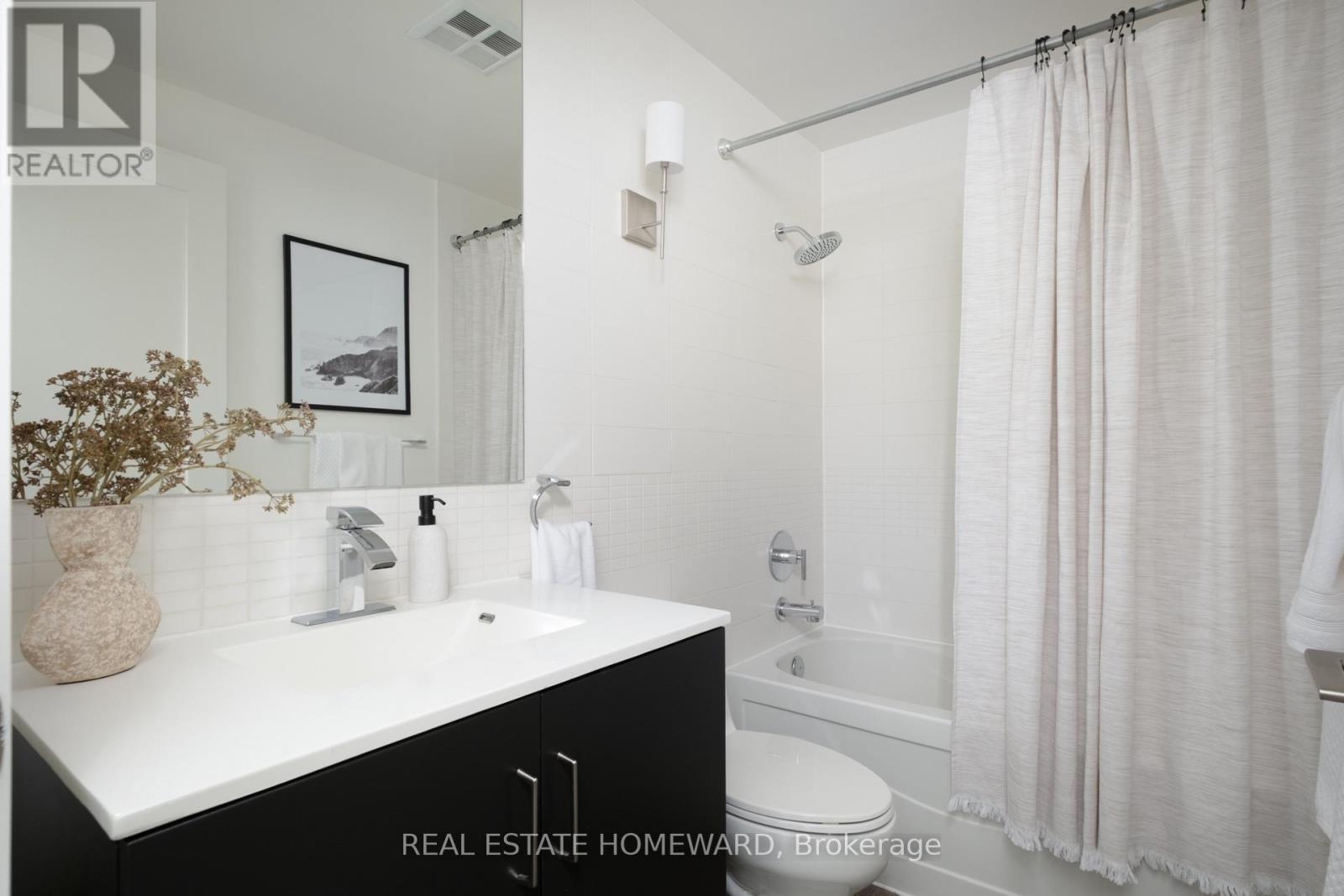 3408 - 120 Homewood Avenue, Toronto, Ontario  M4Y 2J3 - Photo 17 - C12860092