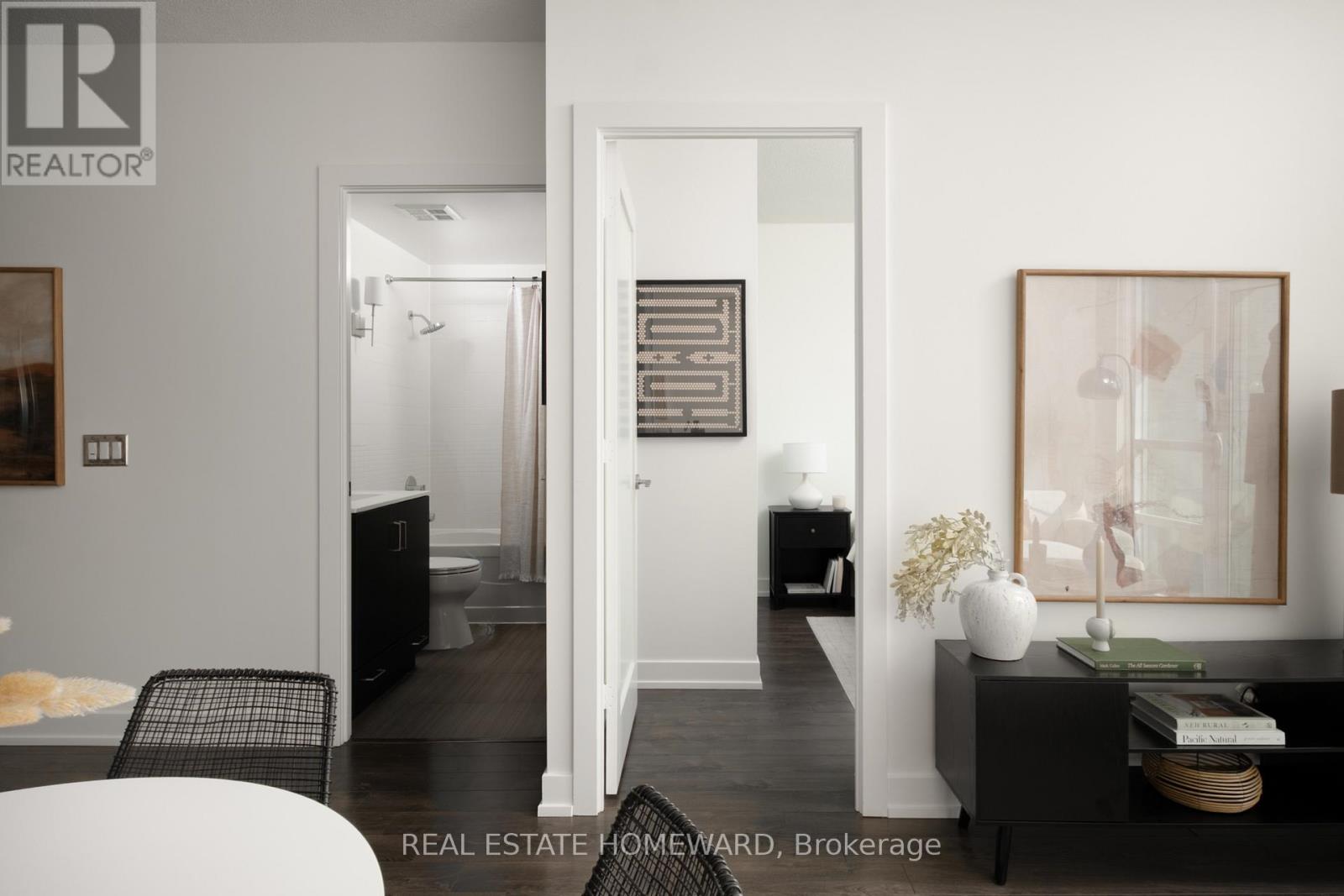 3408 - 120 Homewood Avenue, Toronto, Ontario  M4Y 2J3 - Photo 4 - C12860092