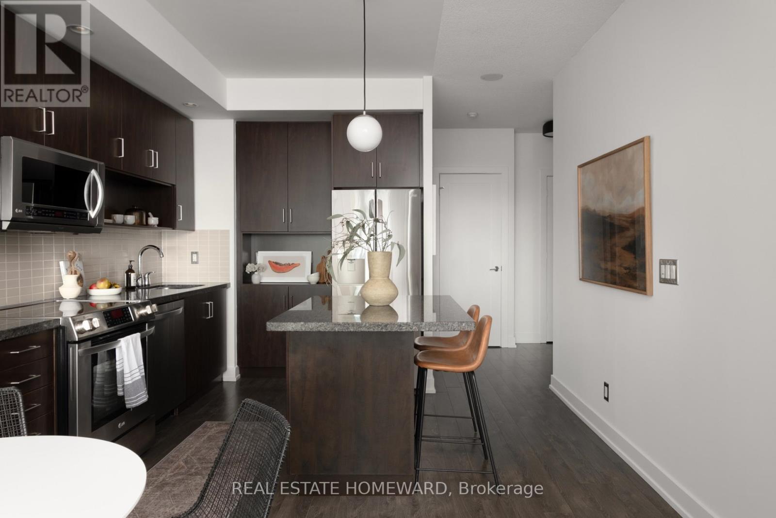 3408 - 120 Homewood Avenue, Toronto, Ontario  M4Y 2J3 - Photo 9 - C12860092