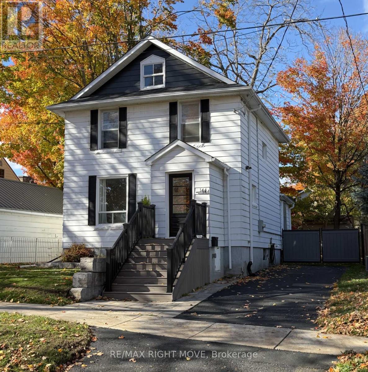 144 CEDAR STREET, orillia, Ontario