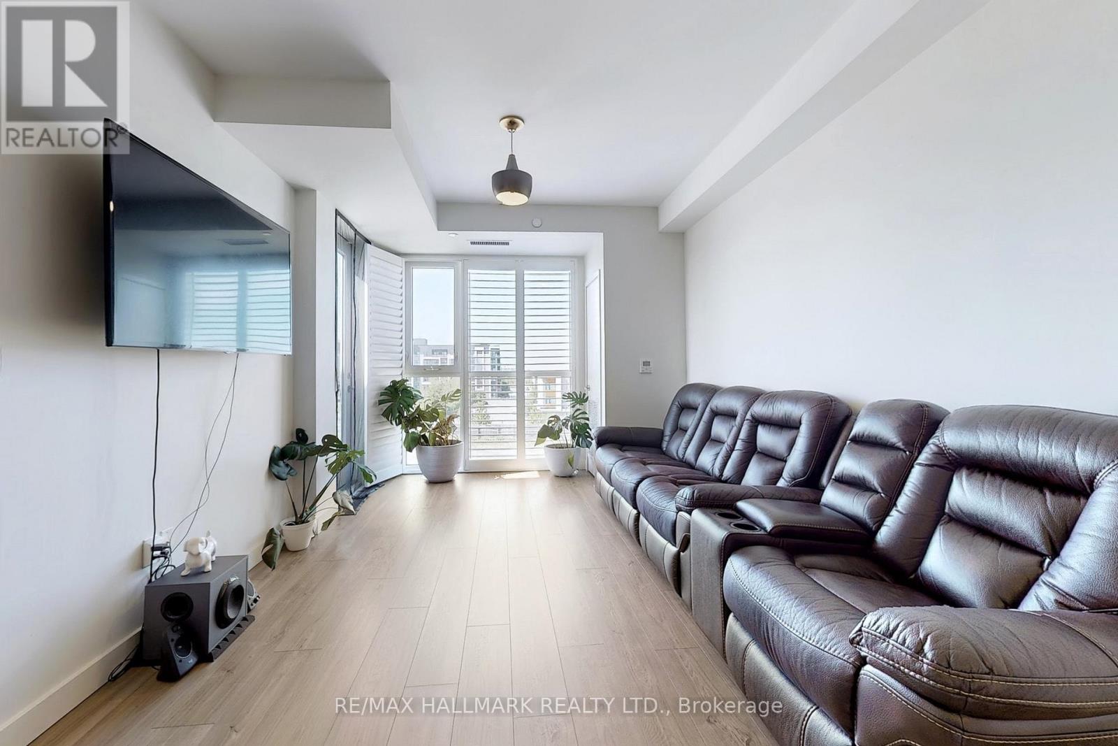 416 - 150 Sabina Drive, Oakville, Ontario  L6H 7C3 - Photo 14 - W12860082