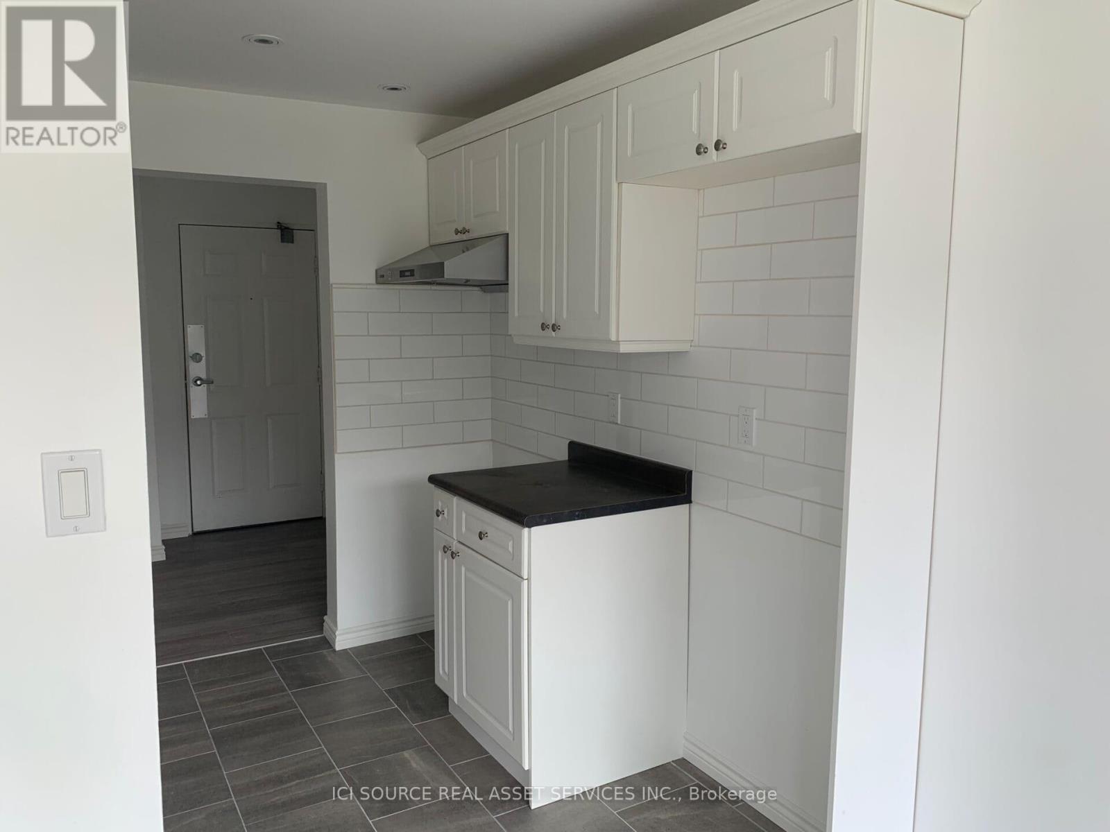 Photo 6 of 17 for 110 - 1445 Huron Street