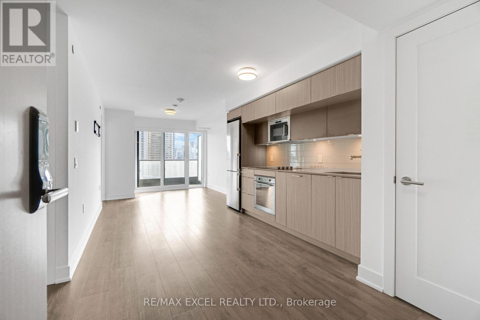 1720 - 585 Bloor Street E, Toronto, Ontario  M4W 0B3 - Photo 9 - C12843448