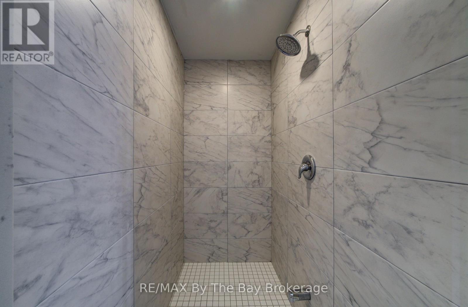 64 Amber Drive, Wasaga Beach, Ontario  L9Z 0R9 - Photo 23 - S12860134