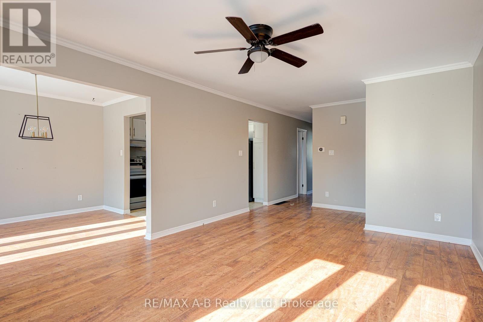 32 Demille Street, Stratford, Ontario  N4Z 1C6 - Photo 12 - X12860132