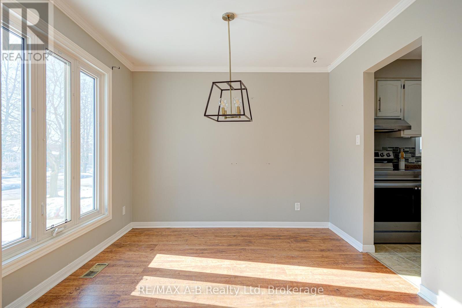 32 Demille Street, Stratford, Ontario  N4Z 1C6 - Photo 13 - X12860132