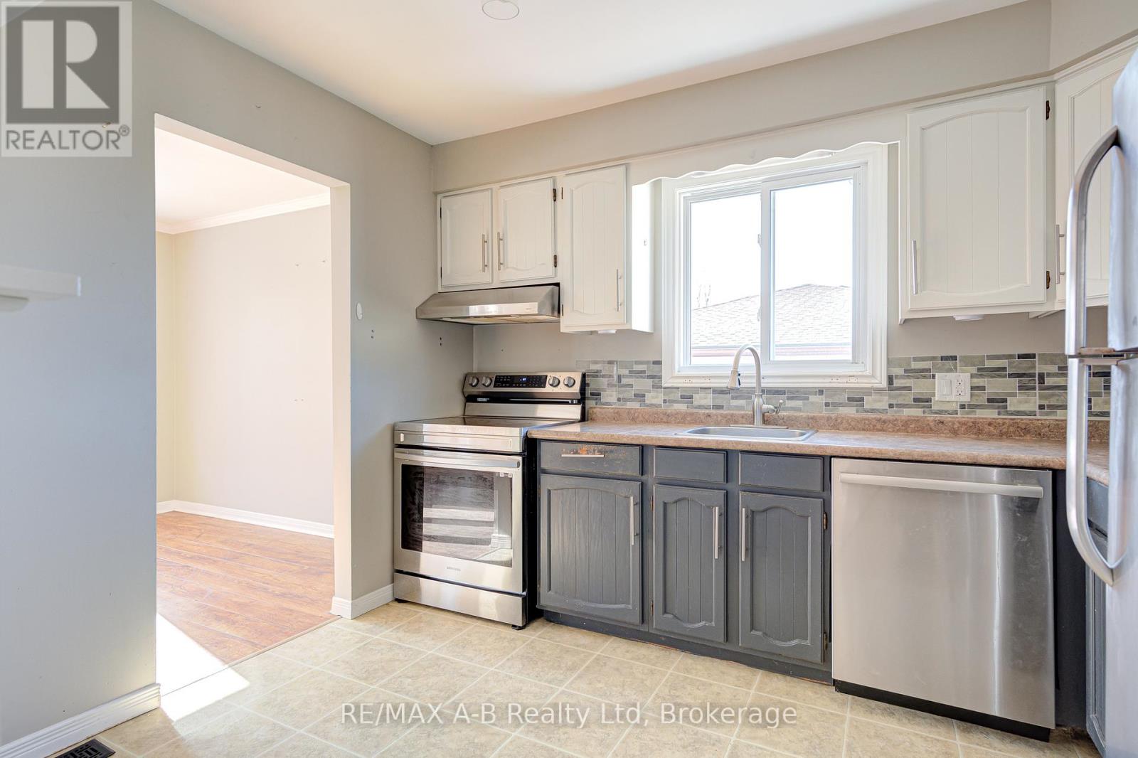 32 Demille Street, Stratford, Ontario  N4Z 1C6 - Photo 16 - X12860132