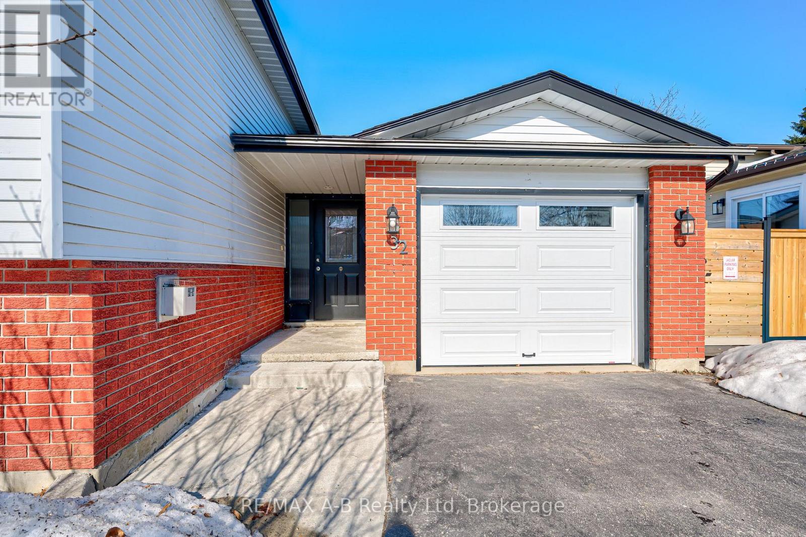 32 Demille Street, Stratford, Ontario  N4Z 1C6 - Photo 4 - X12860132
