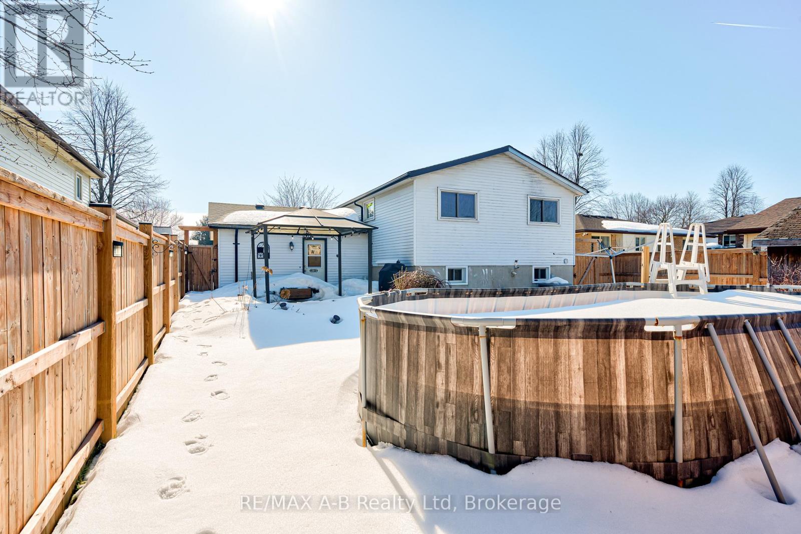 32 Demille Street, Stratford, Ontario  N4Z 1C6 - Photo 42 - X12860132