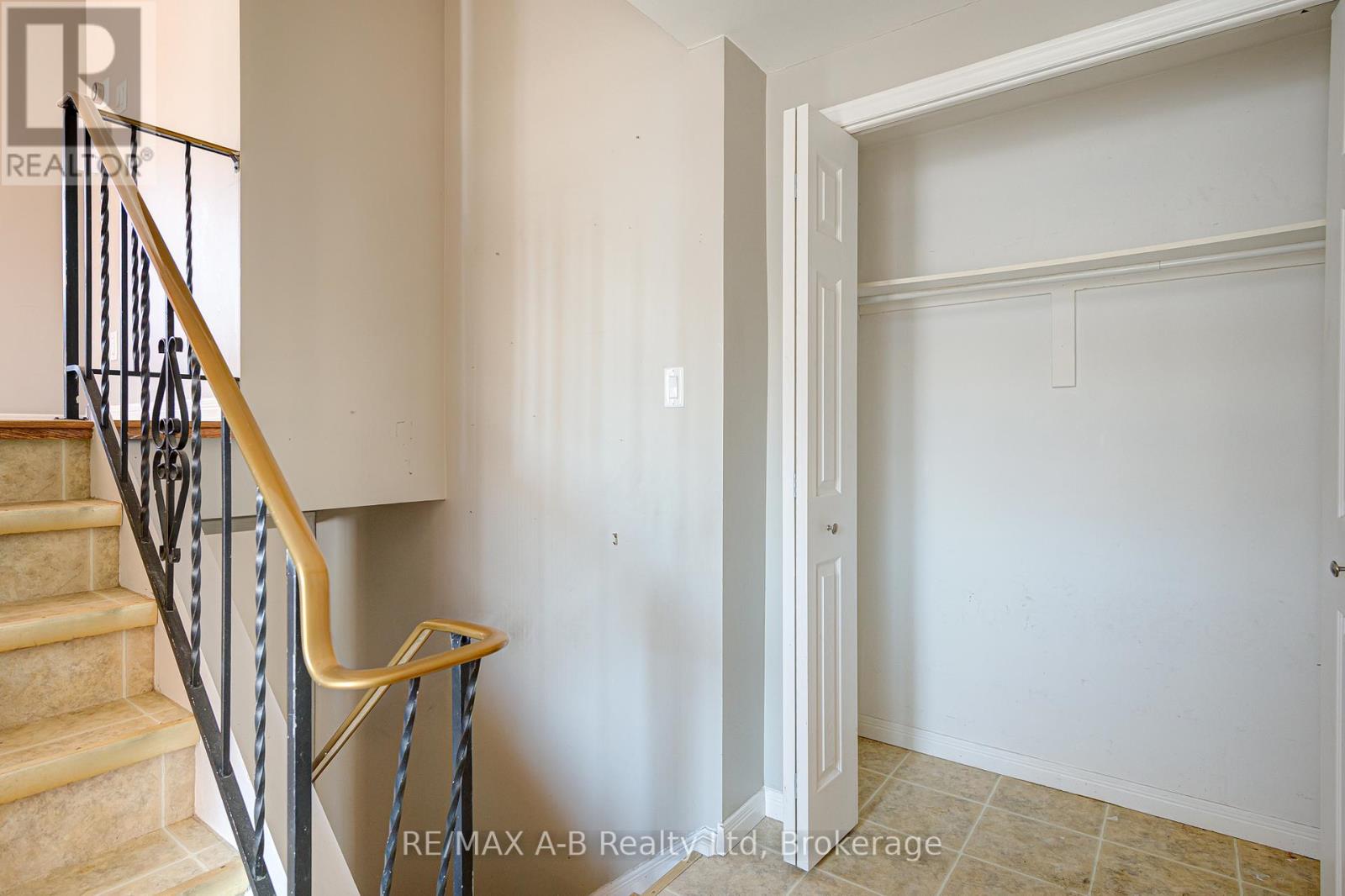 32 Demille Street, Stratford, Ontario  N4Z 1C6 - Photo 8 - X12860132