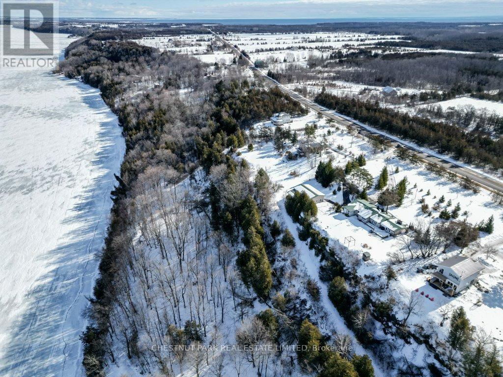 2035 COUNTY RD 7, Prince Edward County, Ontario