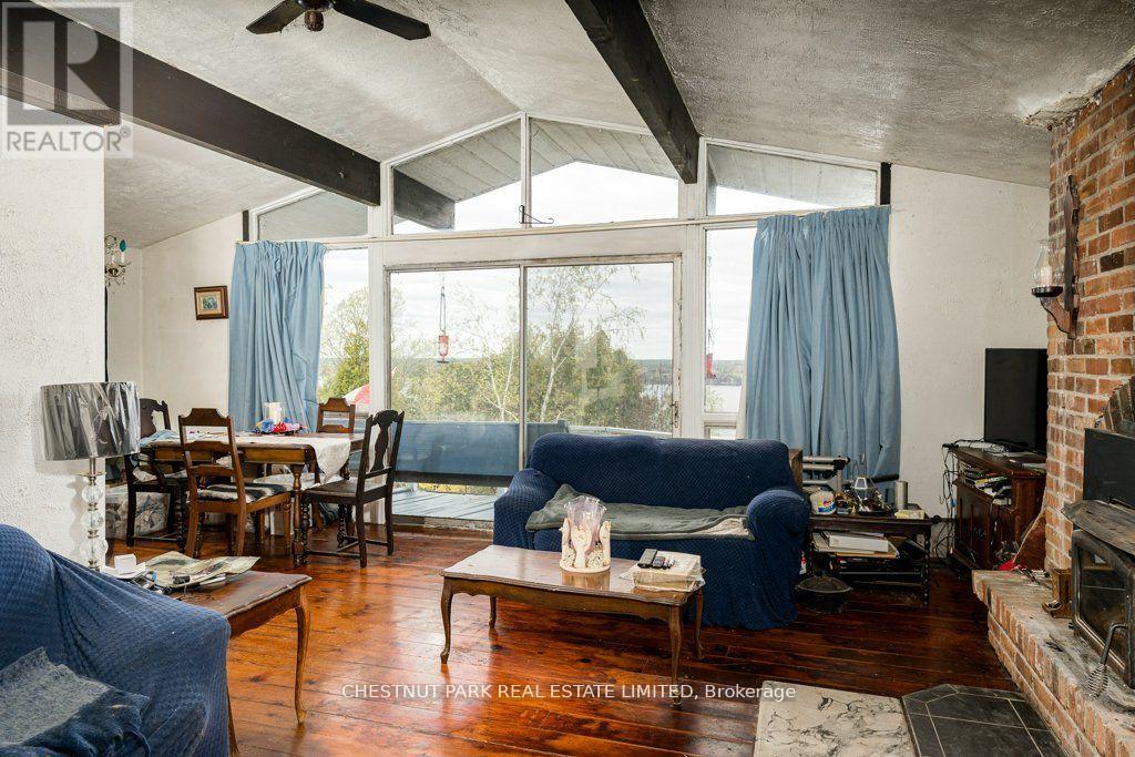 2035 County Rd 7, Prince Edward County, Ontario  K0K 2T0 - Photo 17 - X12860104