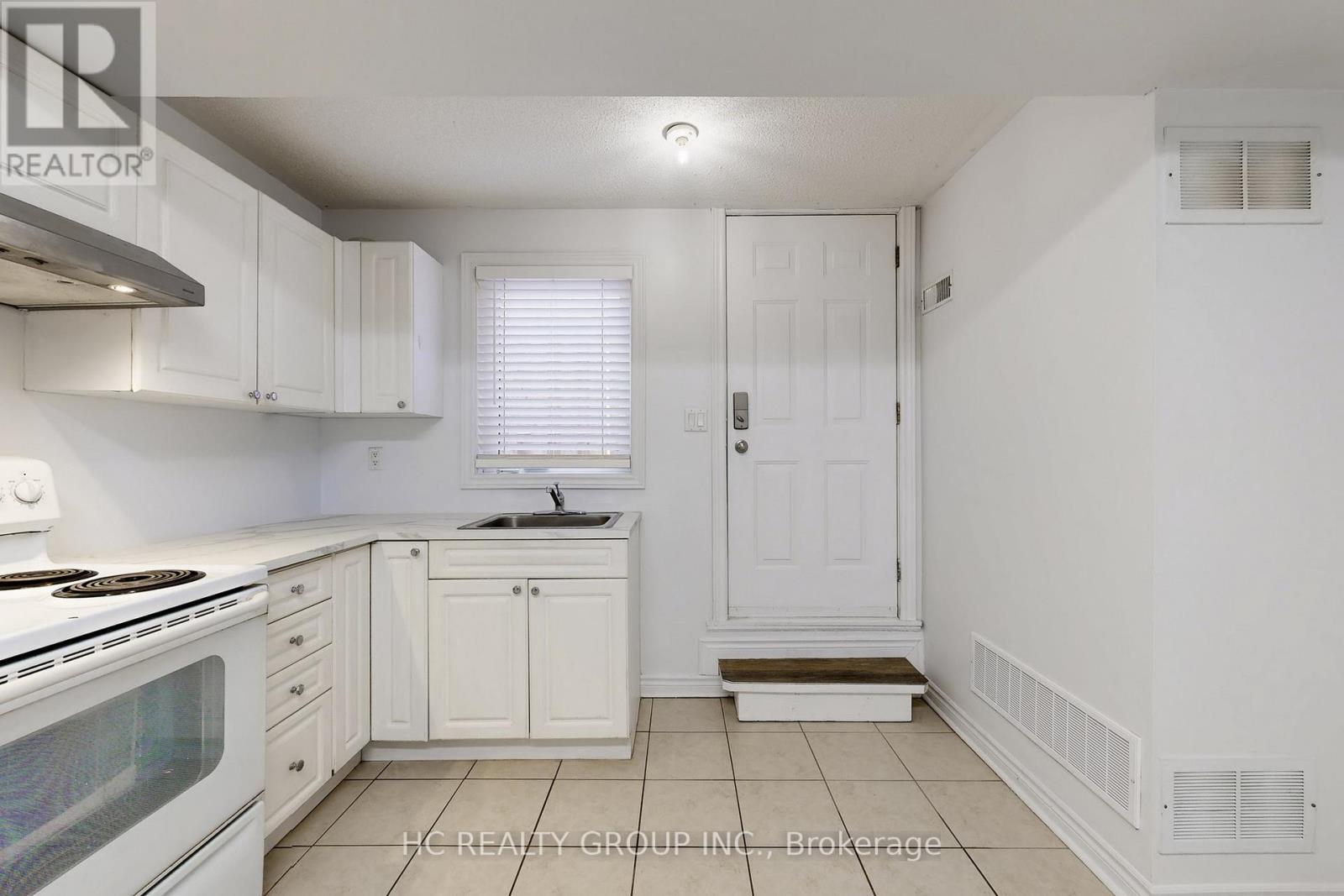 204b Finch Avenue E, Toronto, Ontario  M2N 4R9 - Photo 28 - C12860108