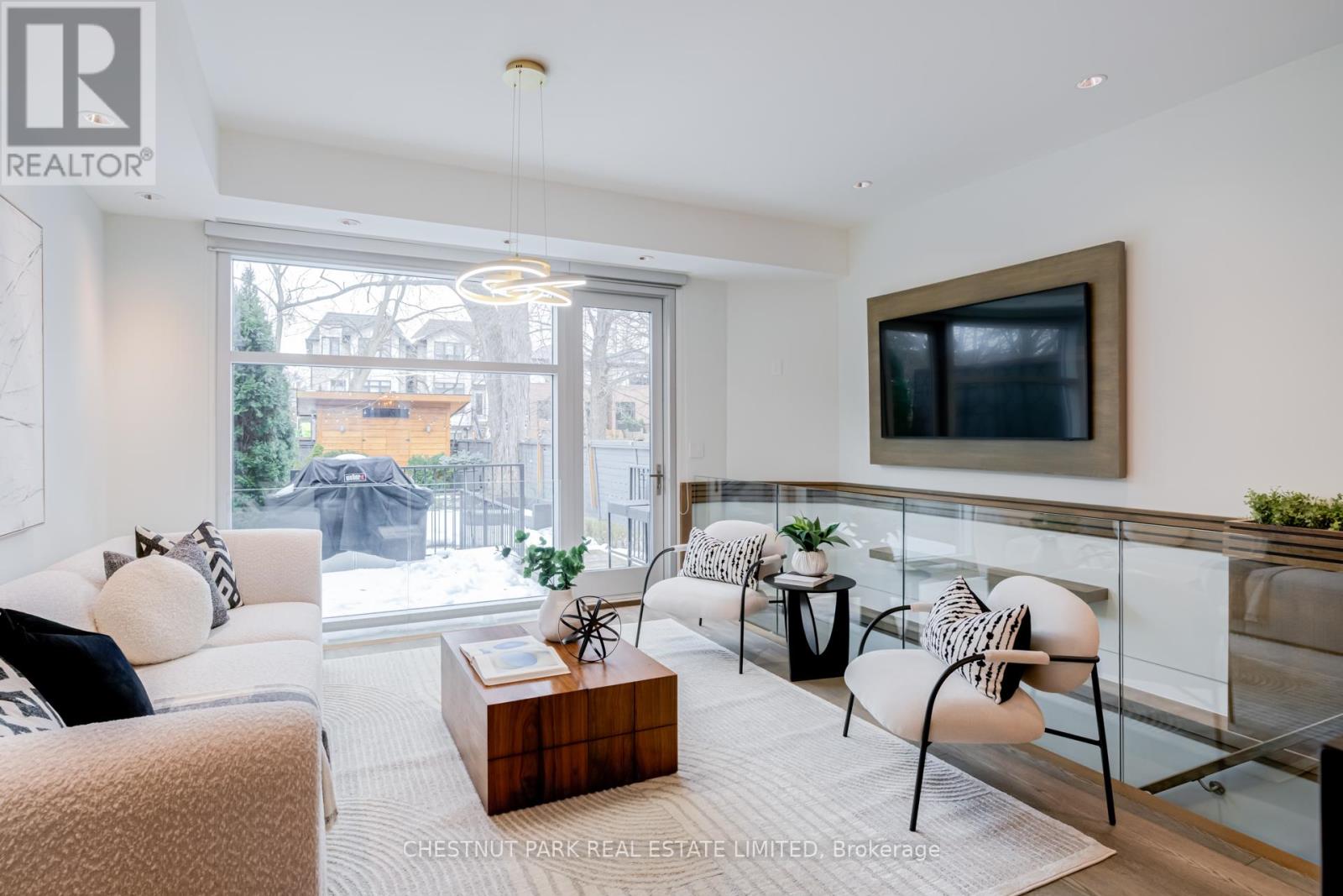 278 St Germain Avenue, Toronto, Ontario  M5M 1W3 - Photo 13 - C12860122