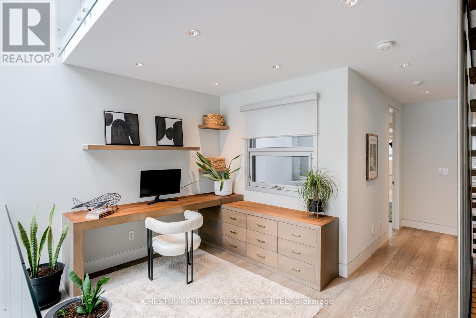 278 St Germain Avenue, Toronto, Ontario  M5M 1W3 - Photo 22 - C12860122