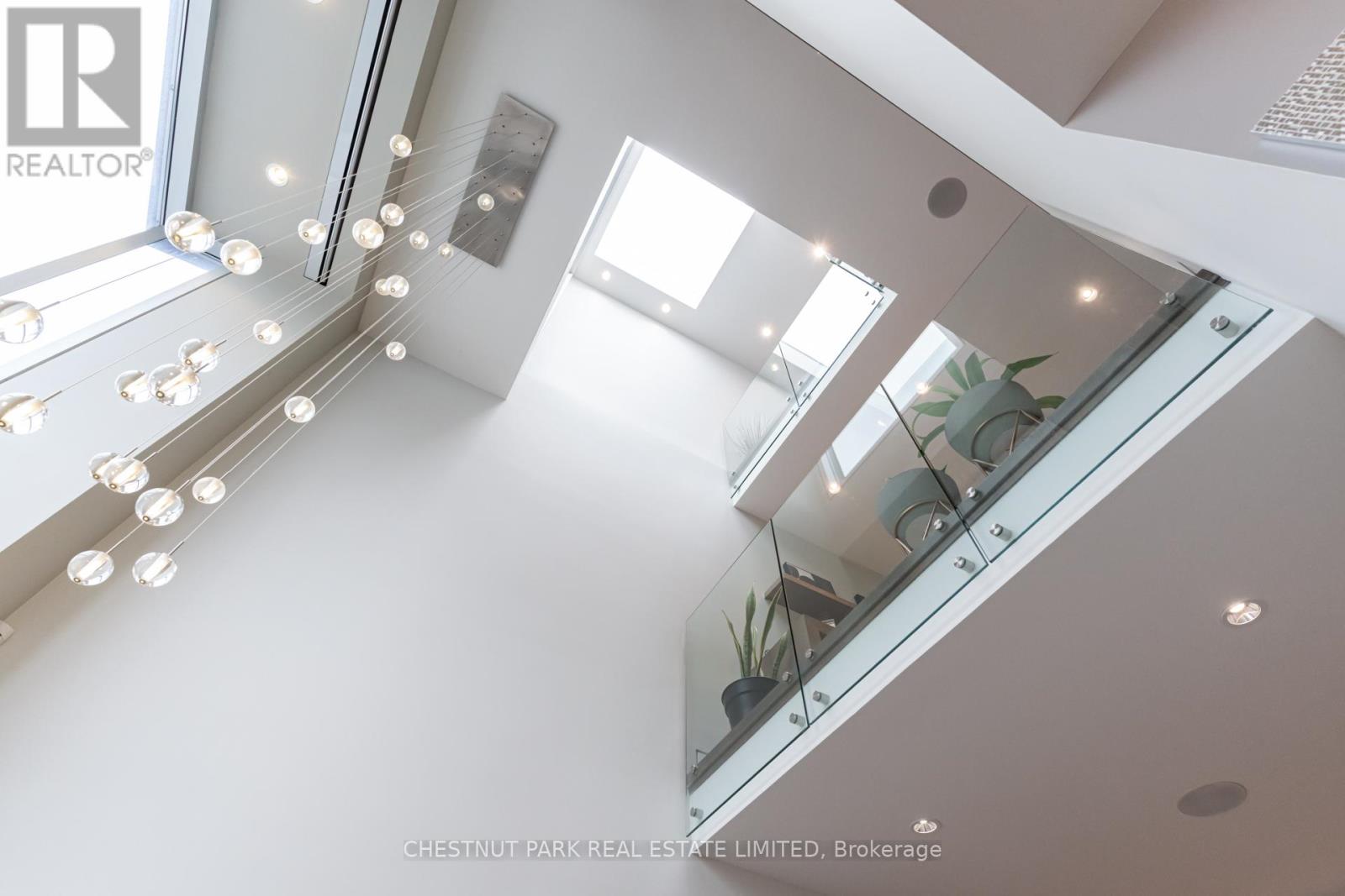 278 St Germain Avenue, Toronto, Ontario  M5M 1W3 - Photo 29 - C12860122