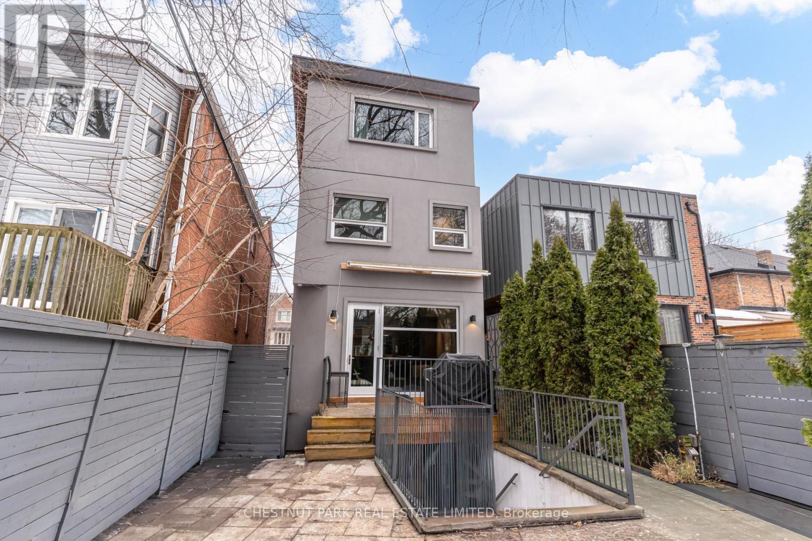 278 St Germain Avenue, Toronto, Ontario  M5M 1W3 - Photo 44 - C12860122