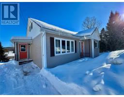 <div class="price">$179,000</div> 2 Tizzard Street<br>Lewisporte, Newfoundland & Labrador<br><div class='bed_bath'>3 Bed | 1 Bath</div>