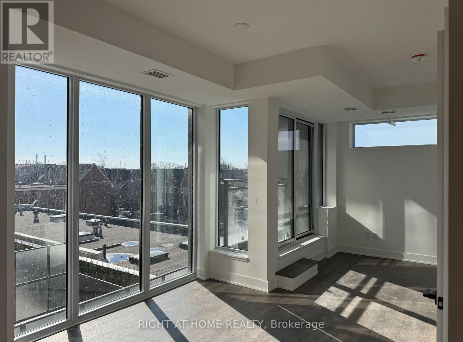 301 - 1285 Queen Street E, Toronto, Ontario  M4L 0B6 - Photo 7 - E12860126