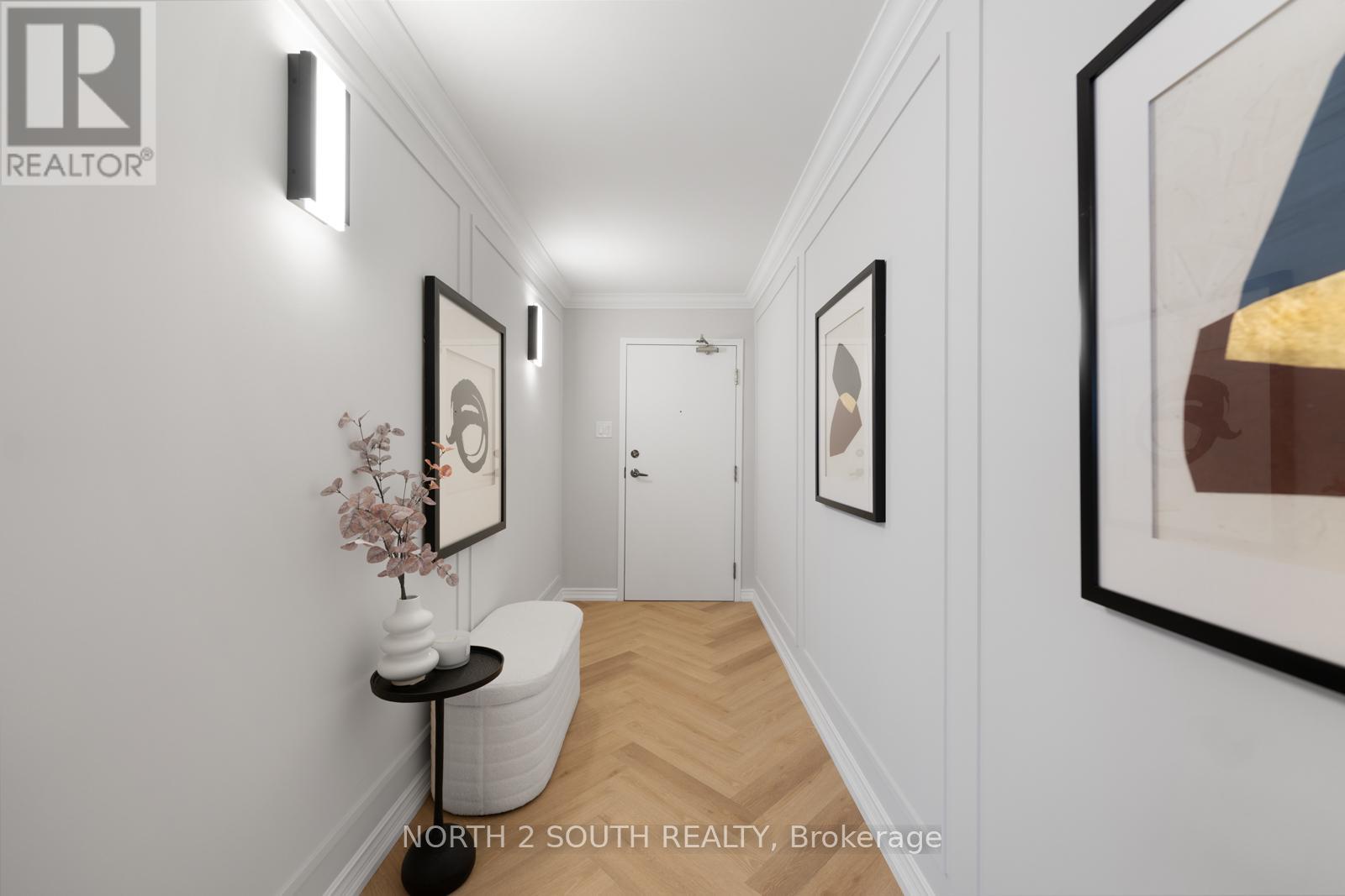 304 - 7 Townsgate Drive, Vaughan, Ontario L4J 7Z9 - Photo 2 - N12860102