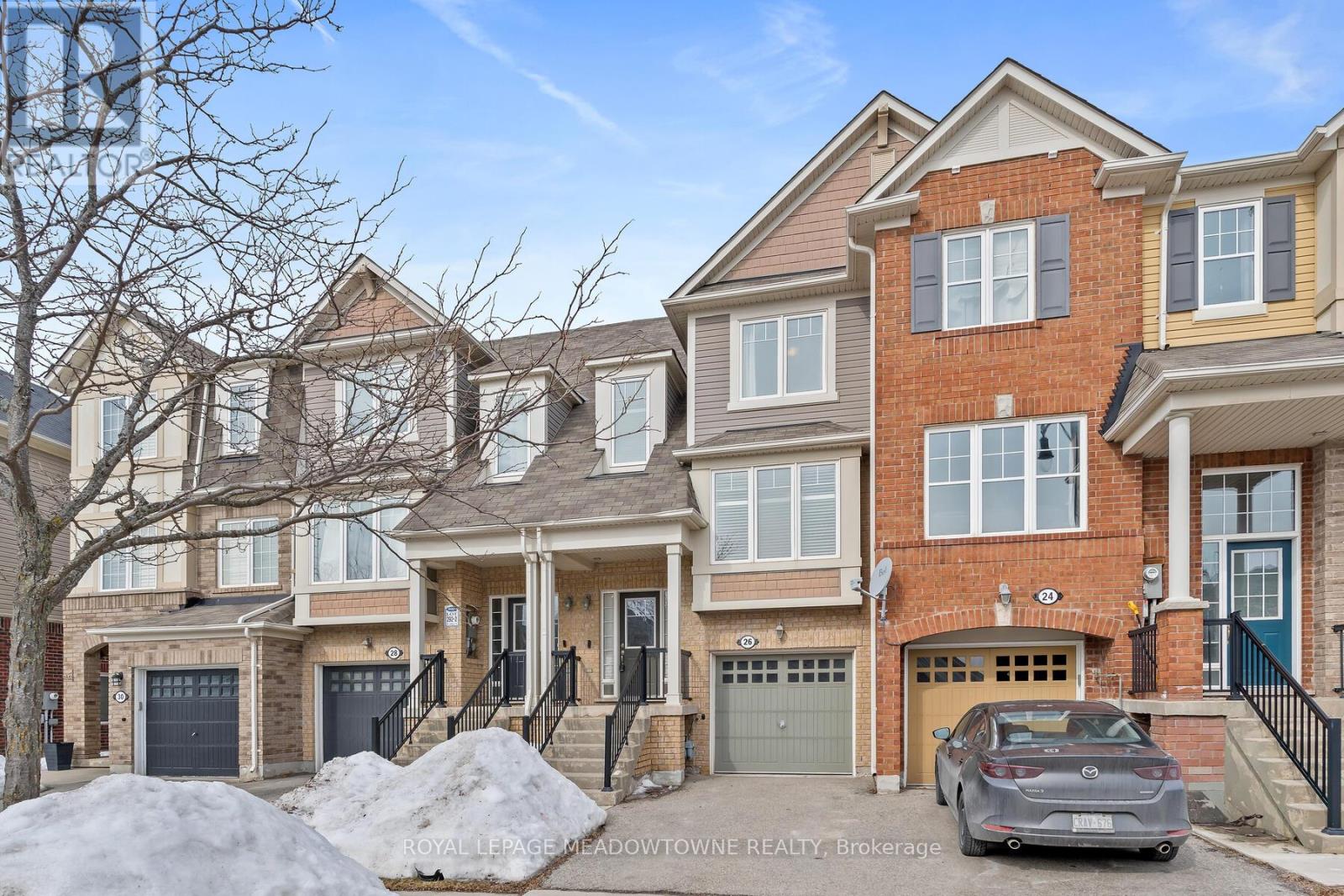 26 Lathbury Street, Brampton, Ontario  L7A 0R5 - Photo 2 - W12860120