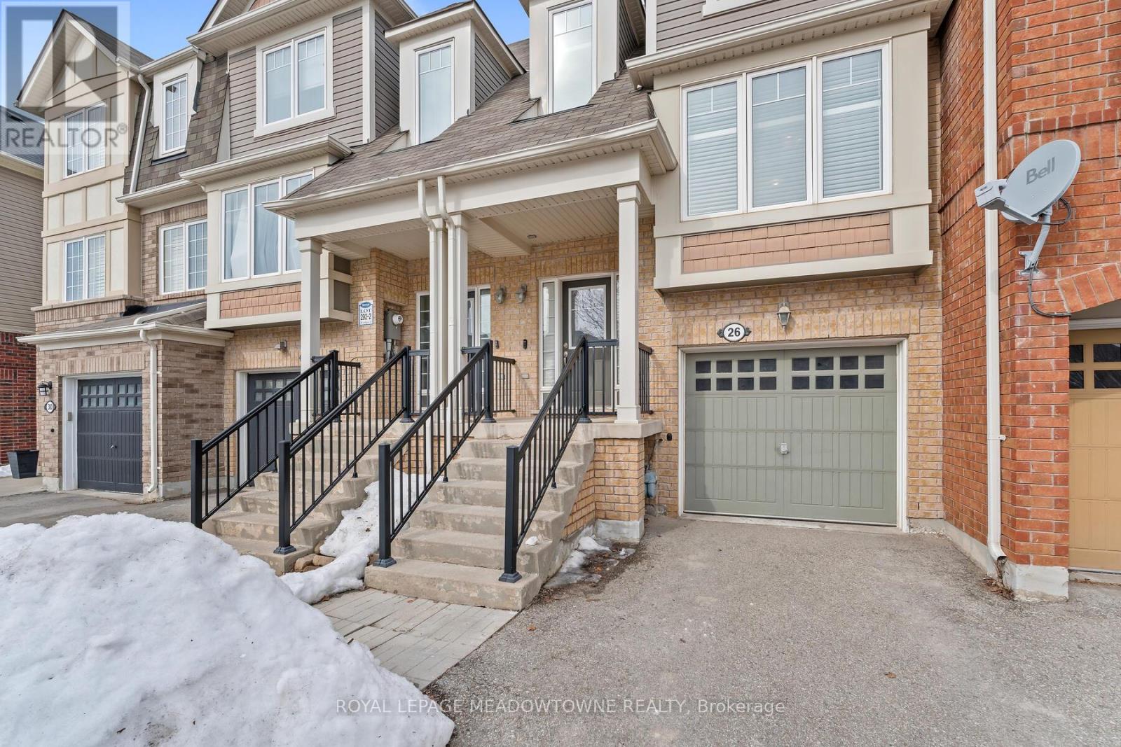26 Lathbury Street, Brampton, Ontario  L7A 0R5 - Photo 3 - W12860120