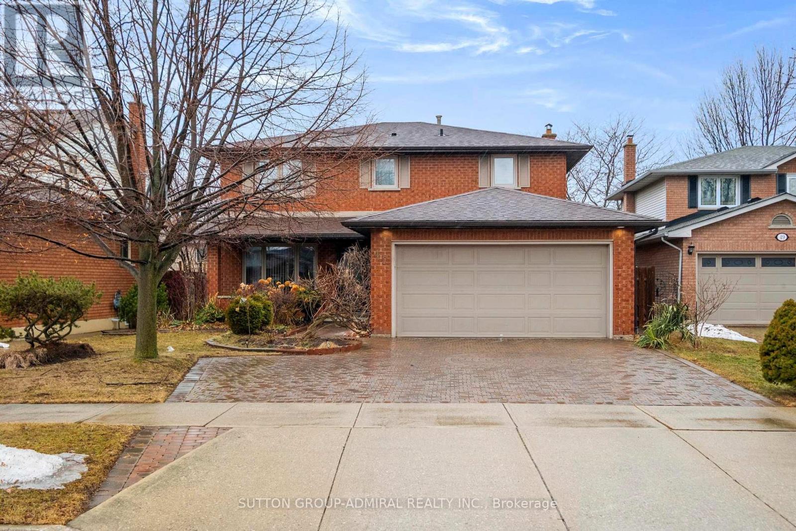 47 Sandy Drive, Hamilton, Ontario  L8E 4X4 - Photo 1 - X12860124