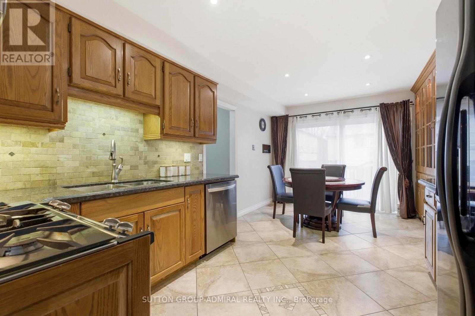 47 Sandy Drive, Hamilton, Ontario  L8E 4X4 - Photo 15 - X12860124