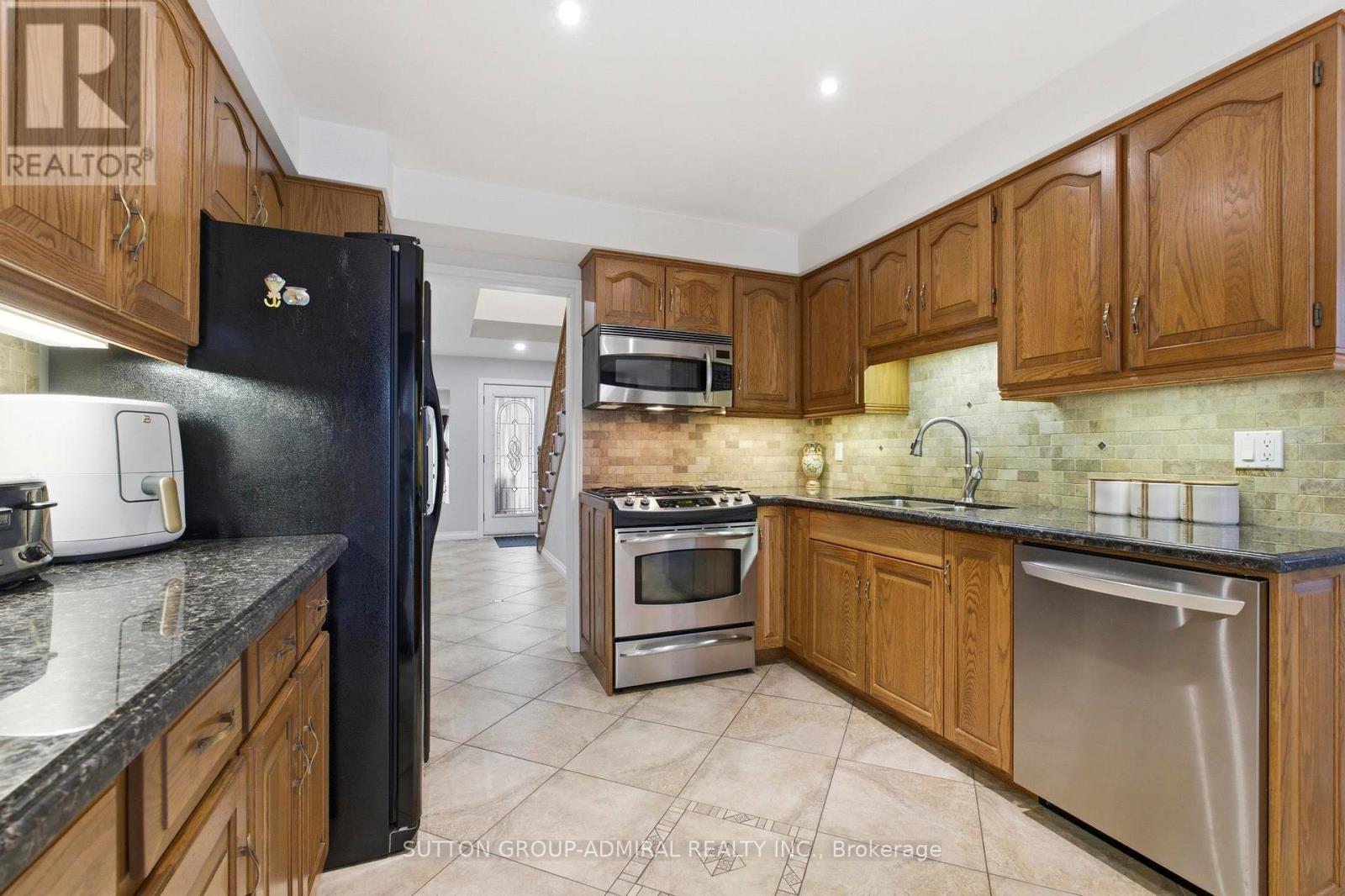 47 Sandy Drive, Hamilton, Ontario  L8E 4X4 - Photo 17 - X12860124