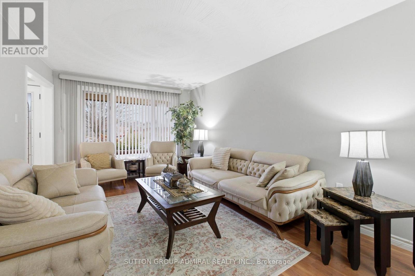 47 Sandy Drive, Hamilton, Ontario  L8E 4X4 - Photo 9 - X12860124