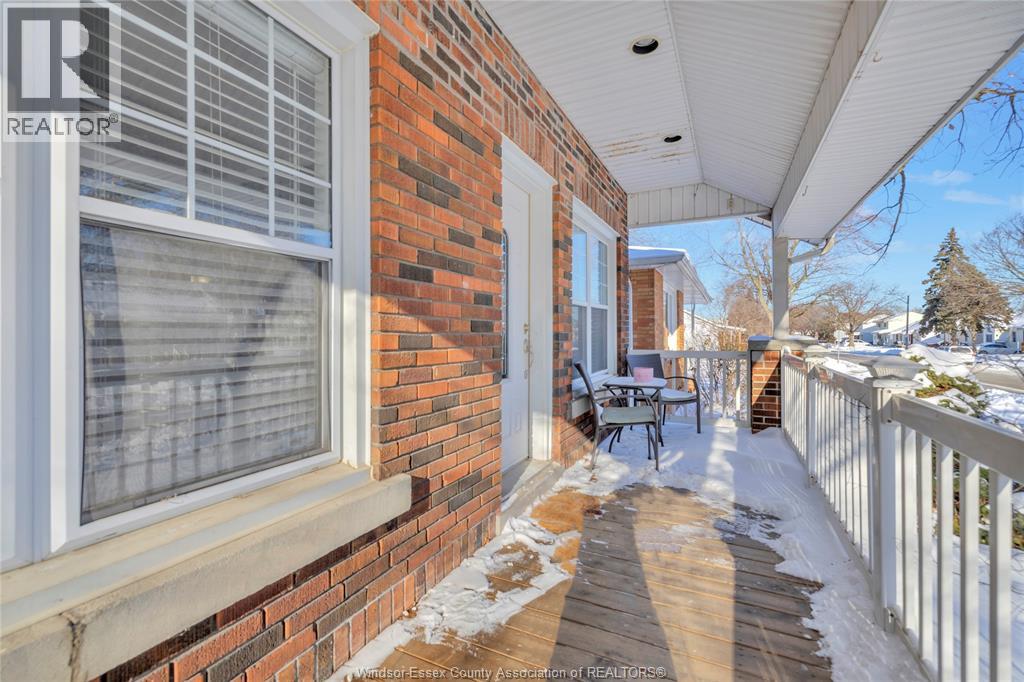 1605 Central, Windsor, Ontario  N8Y 3V9 - Photo 2 - 26004818