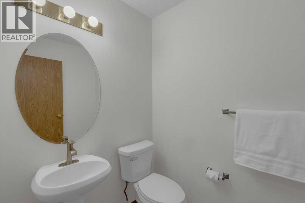 9473 Hidden Valley Drive Nw, Calgary, Alberta  T3A 5S9 - Photo 16 - A2288374