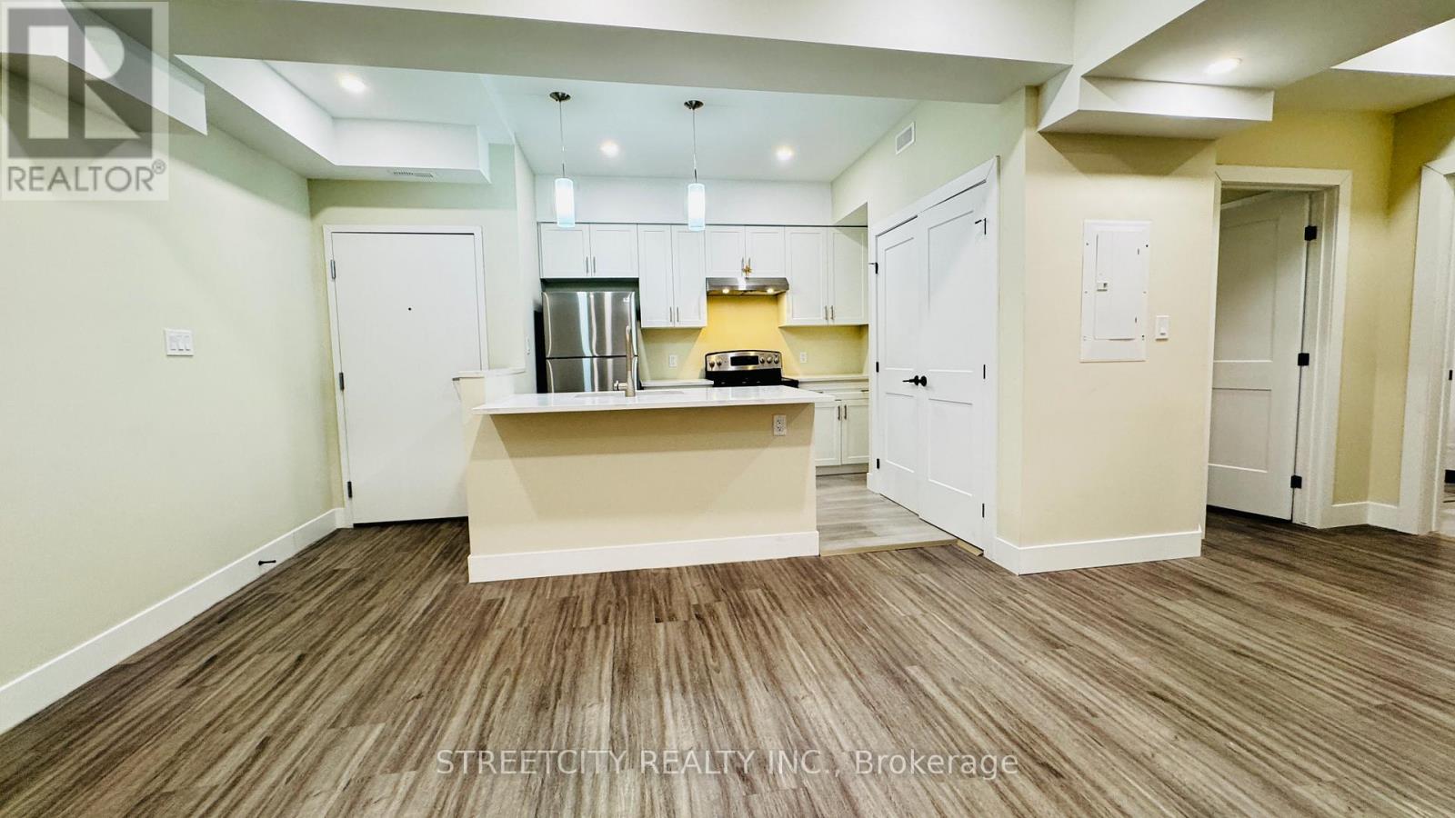 Back Unit - 346 Ashland Avenue, London East, Ontario  N5W 4E8 - Photo 8 - X12860152