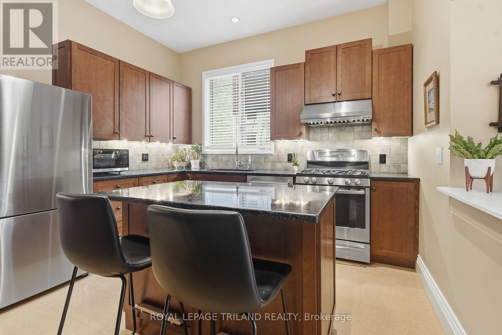 937 Waterloo Street, London East, Ontario  N6A 3X2 - Photo 13 - X12860166