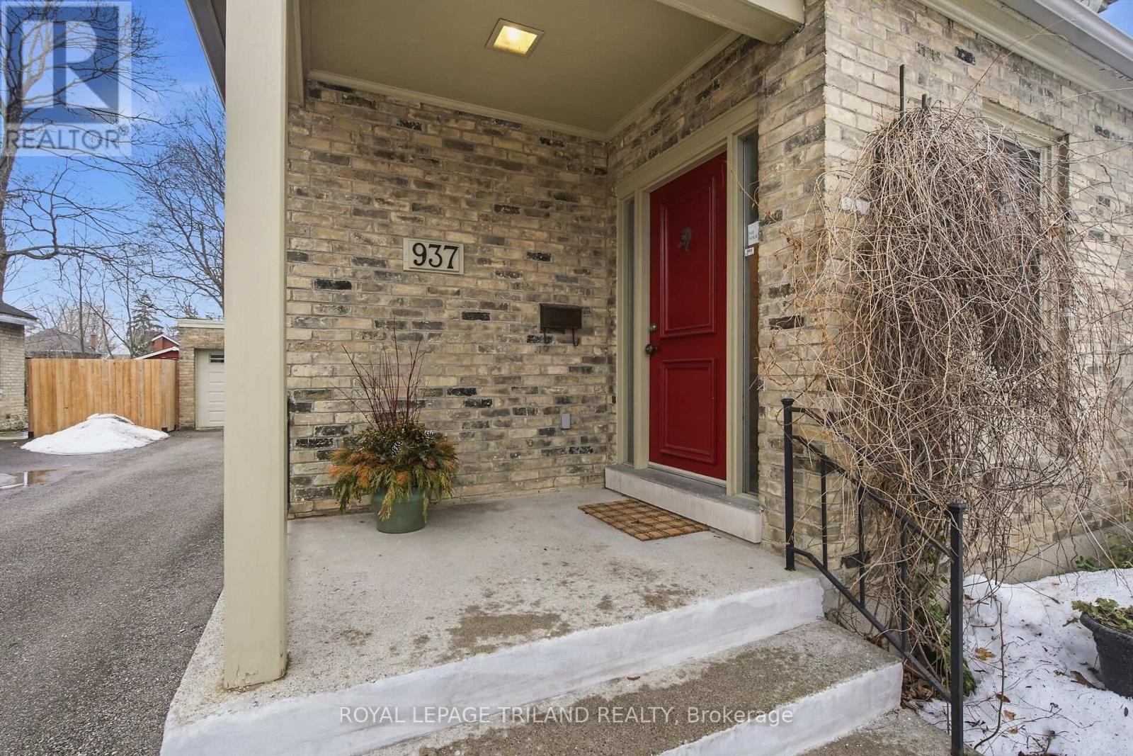 937 Waterloo Street, London East, Ontario  N6A 3X2 - Photo 2 - X12860166