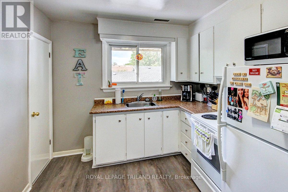 84 Wilson Avenue, London North, Ontario  N6H 1X6 - Photo 8 - X12860200