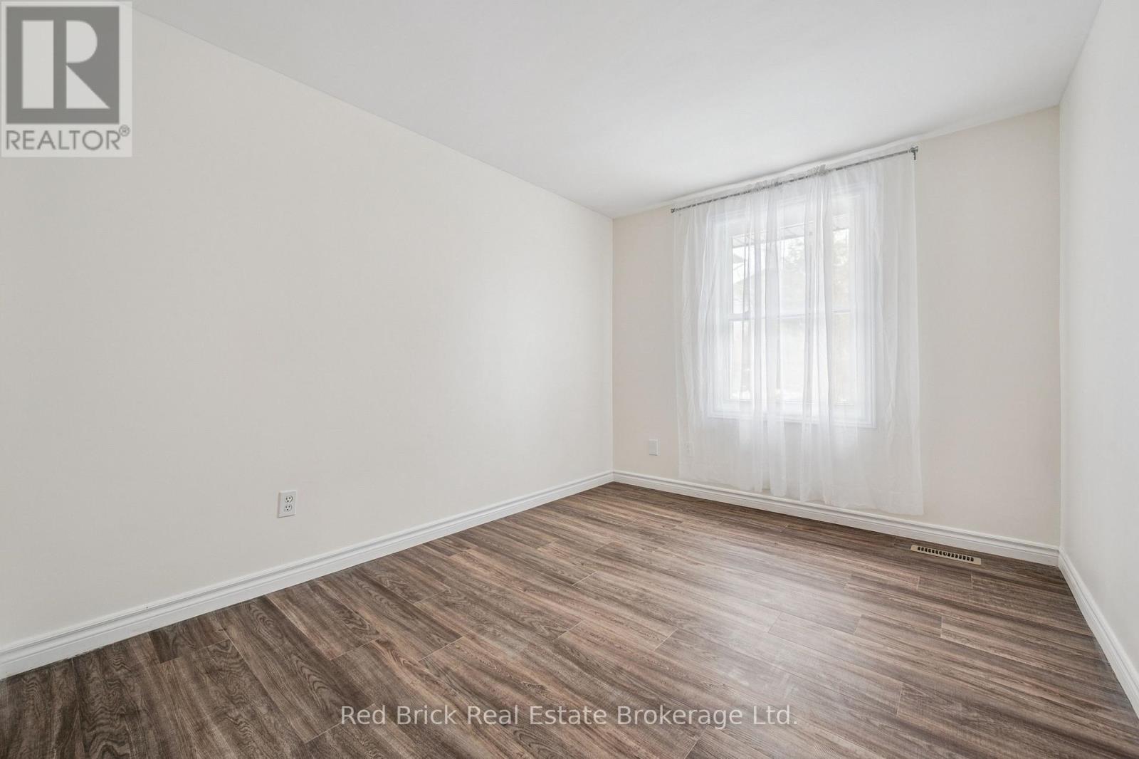 61 - 539 Willow Road, Guelph, Ontario  N1H 7G3 - Photo 22 - X12860100