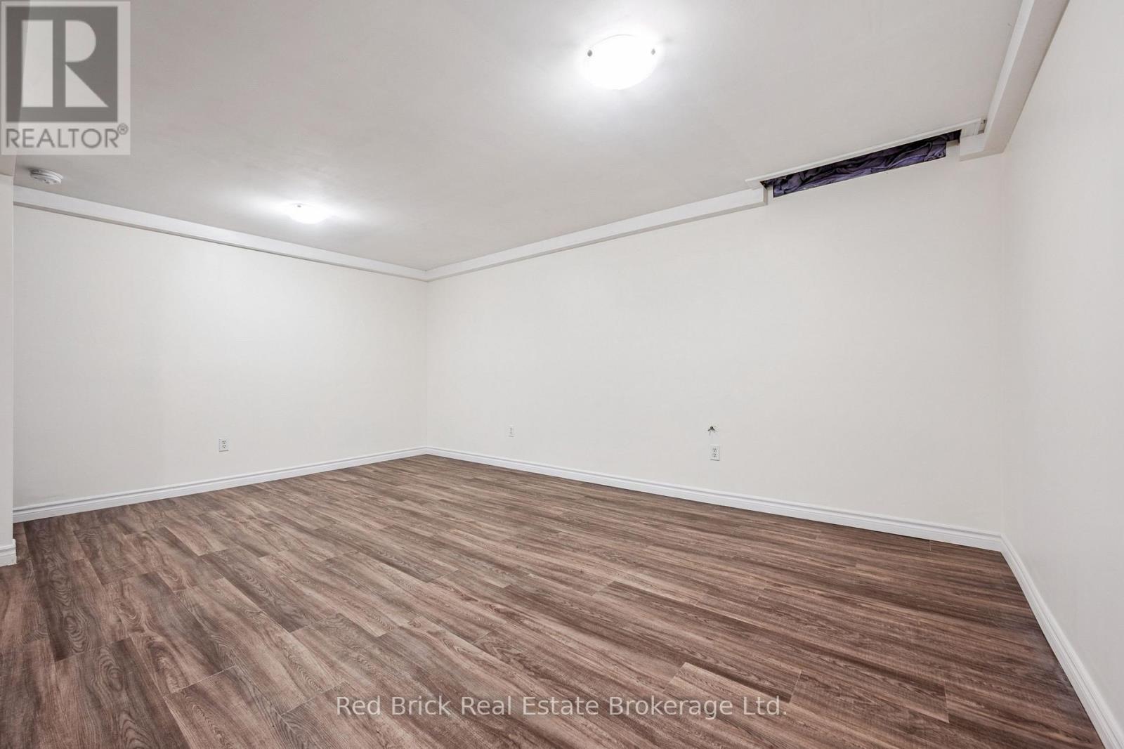 61 - 539 Willow Road, Guelph, Ontario  N1H 7G3 - Photo 29 - X12860100