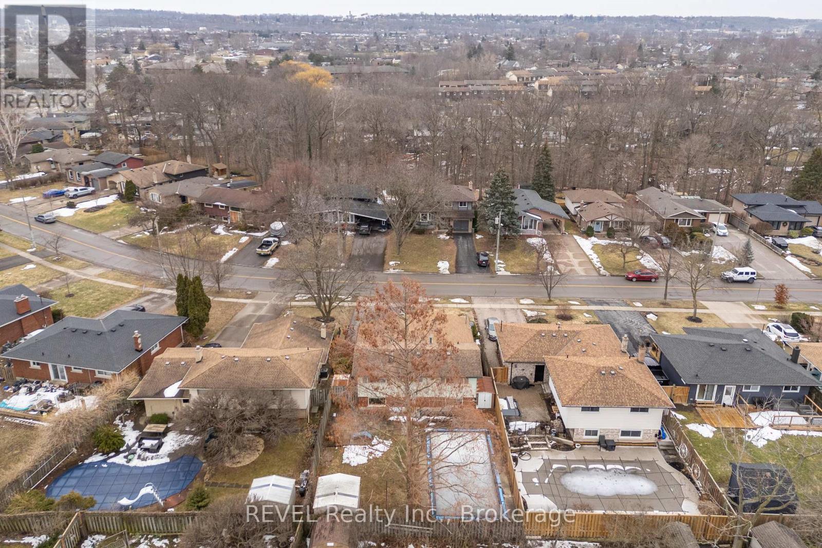 61 Woodrow Street, St. Catharines, Ontario  L2P 2A4 - Photo 38 - X12860176