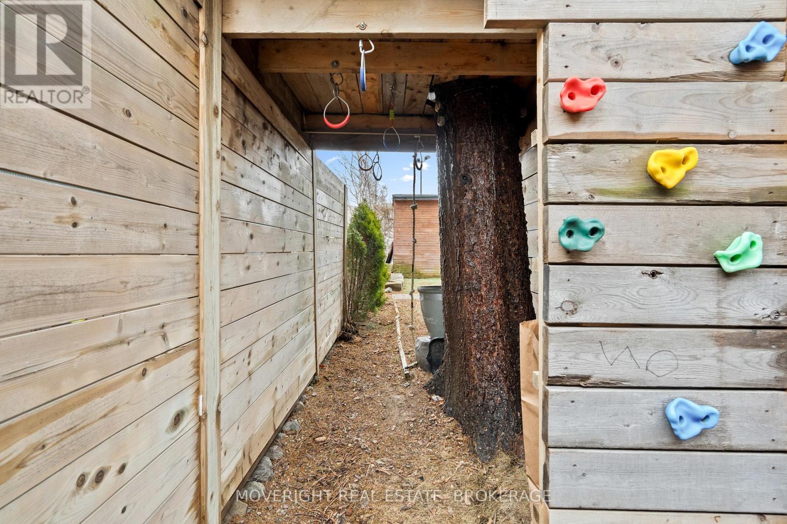 2 Leeson Street, St. Catharines, Ontario  L2V 2R3 - Photo 41 - X12860184