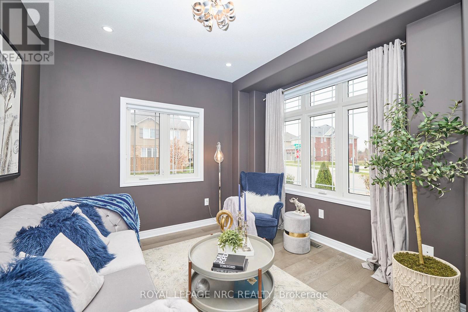 31 Bergenstein Cres Crescent, Pelham, Ontario  L0S 1E6 - Photo 7 - X12860186