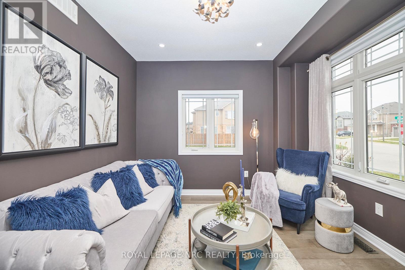 31 Bergenstein Cres Crescent, Pelham, Ontario  L0S 1E6 - Photo 8 - X12860186