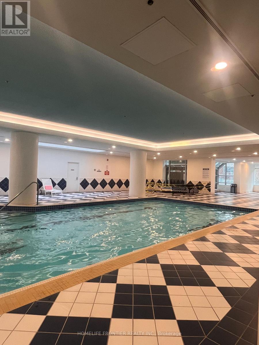 1710 - 38 Elm Street S, Toronto (Bay Street Corridor), Ontario  M5G 2K5 - Photo 10 - C12859216