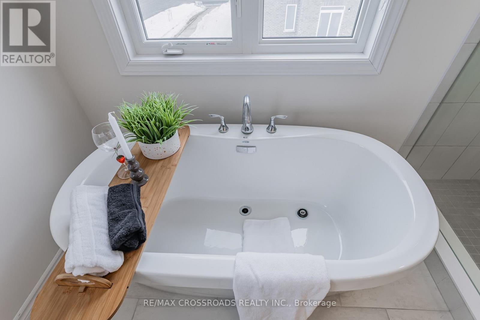 243 O'neil Street, Peterborough, Ontario  K9K 0H8 - Photo 30 - X12854008